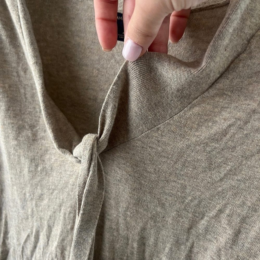 Banana republic blouse - size M - Picture 4 of 9